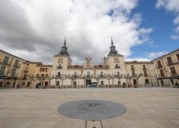 Atico Duplex En Calle Mayor * 엘부르고데오스마