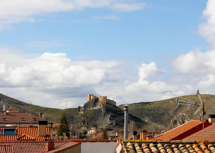 아파트 Atico Duplex En Calle Mayor 엘부르고데오스마