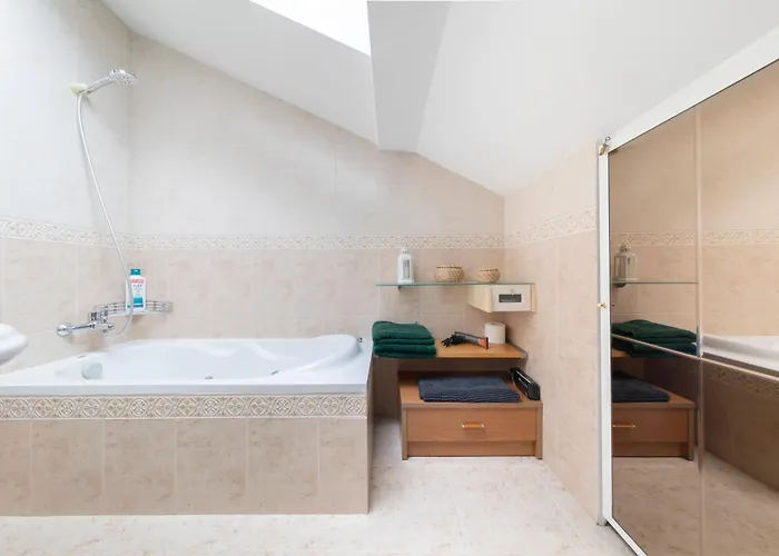 Atico Duplex En Calle Mayor 엘부르고데오스마