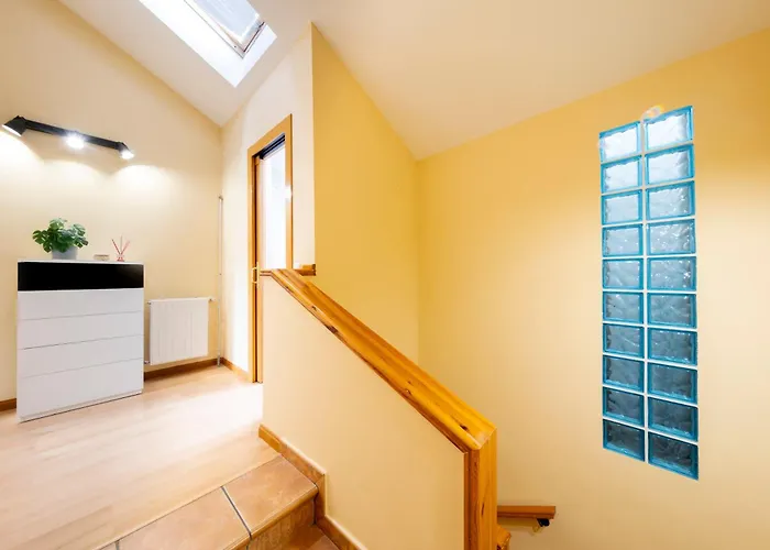 Atico Duplex En Calle Mayor 아파트 엘부르고데오스마