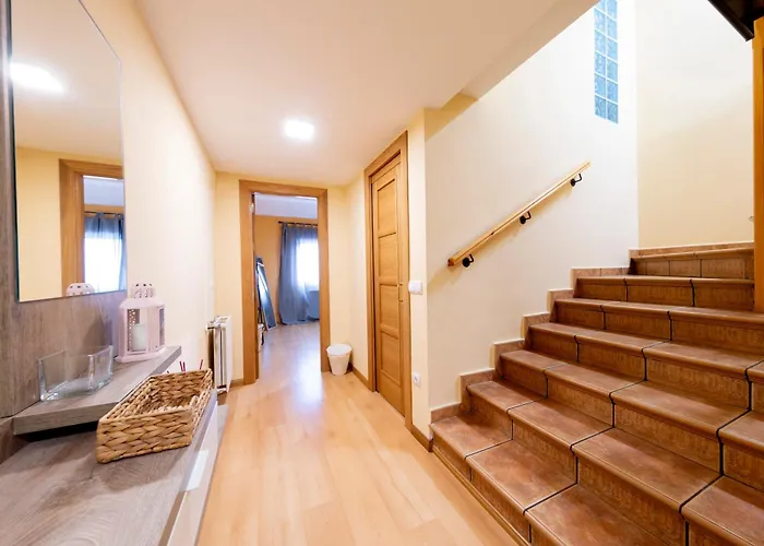 Atico Duplex En Calle Mayor 아파트 엘부르고데오스마